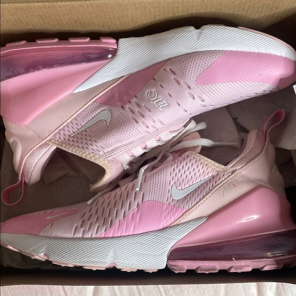 Nike Women's Air Max 270 Pink Sneakers
